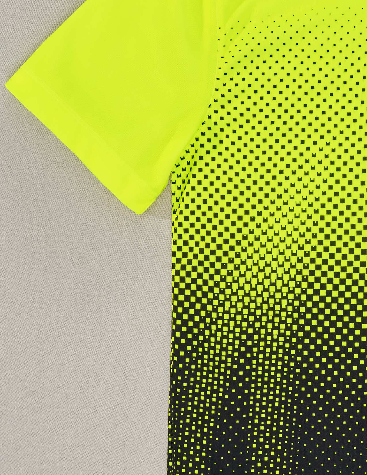 Enhanced Visibility Functional T-Shirt e.s.t:aktik - Image 4