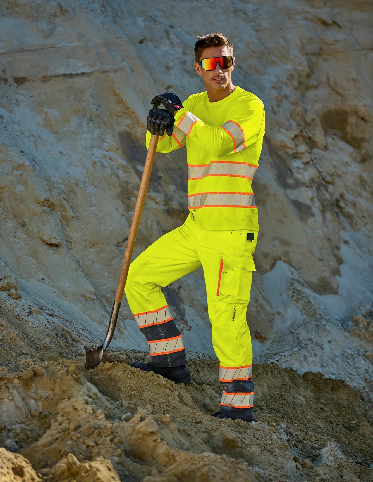 High Visibility Work Pants - Image 3