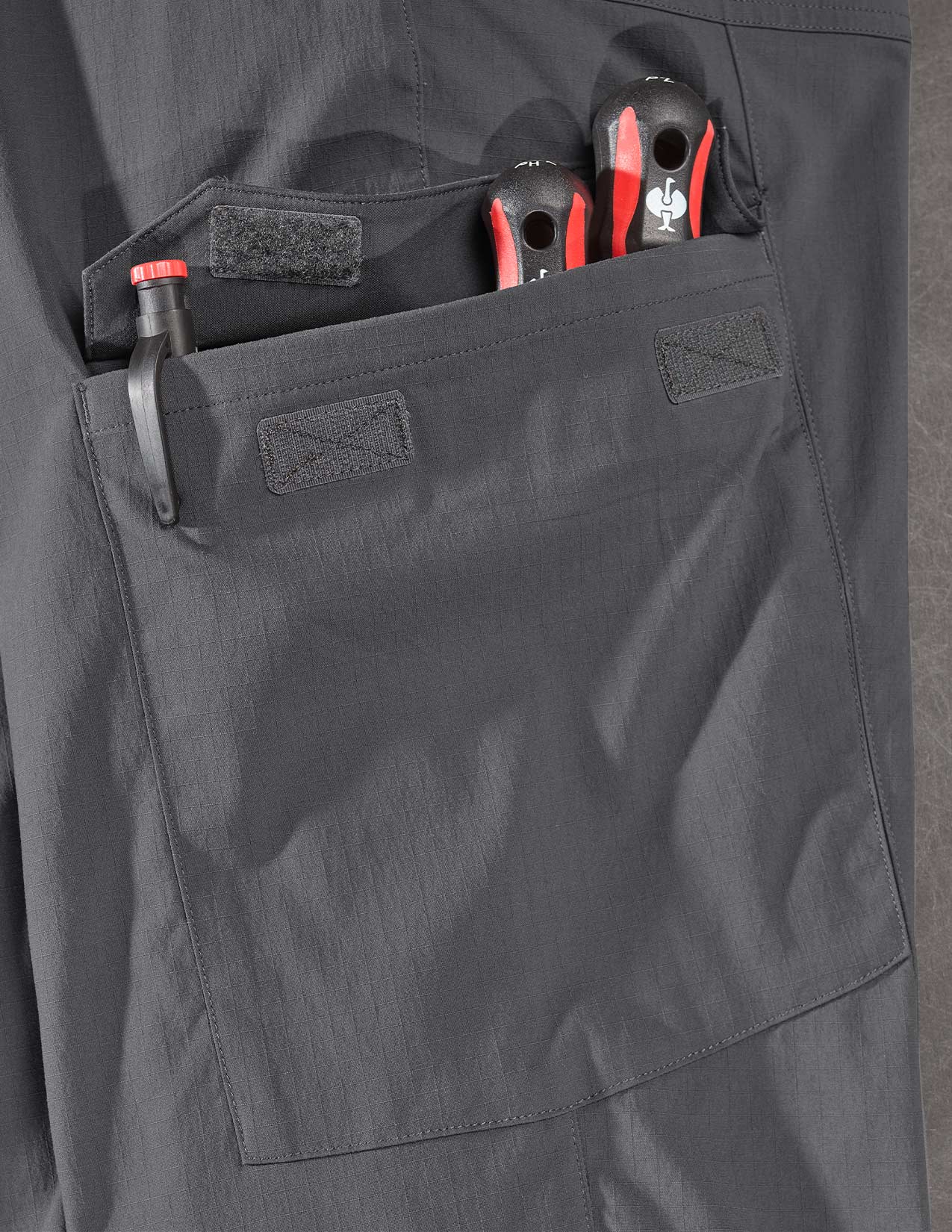 Stretch Ripstop Cargo Work Bib Overall e.s.t:aktik - Image 9