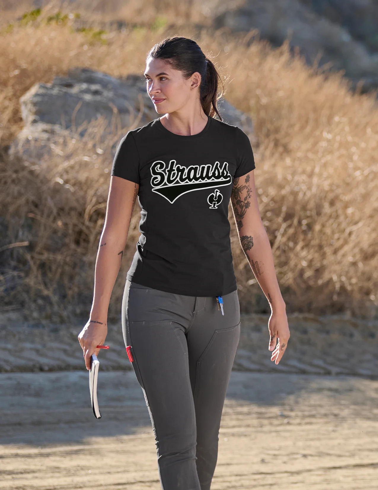 Women's Artwork T-Shirt e.s.e:pic - Image 2