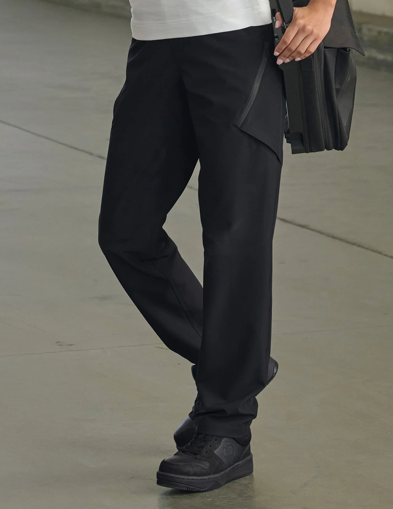 Women's Utility Cargo Work Pants - Image 3